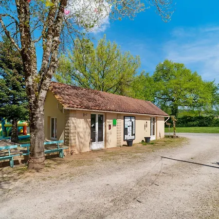 Mobilhome Family - Laurier Rose Saint-Martial-de-Nabirat
